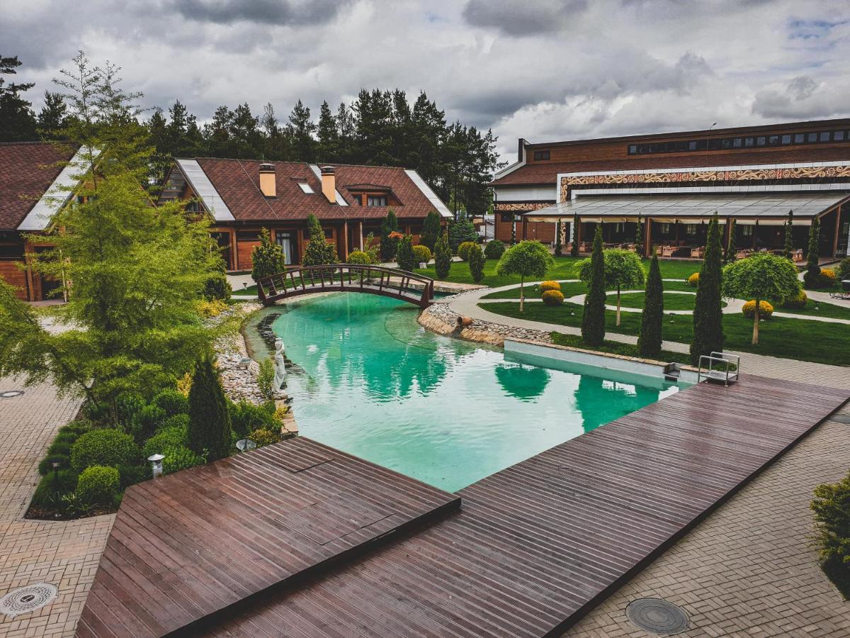 Трипільське Сонце Hotel Pidhirci Kültér fotó