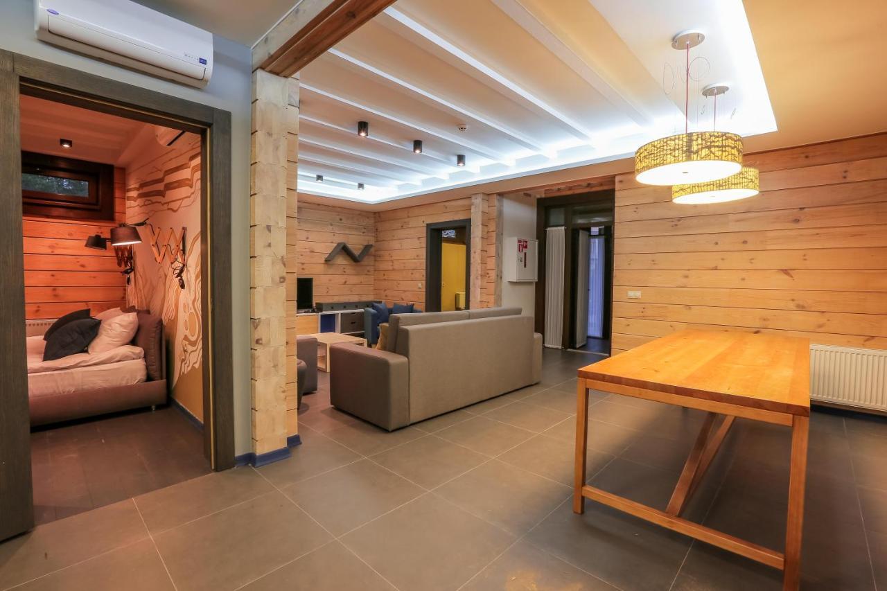 Трипільське Сонце Hotel Pidhirci Kültér fotó
