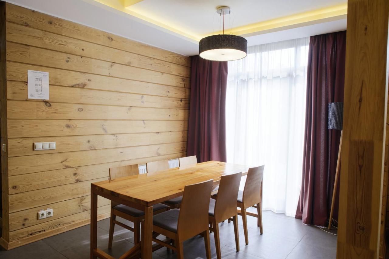 Трипільське Сонце Hotel Pidhirci Kültér fotó